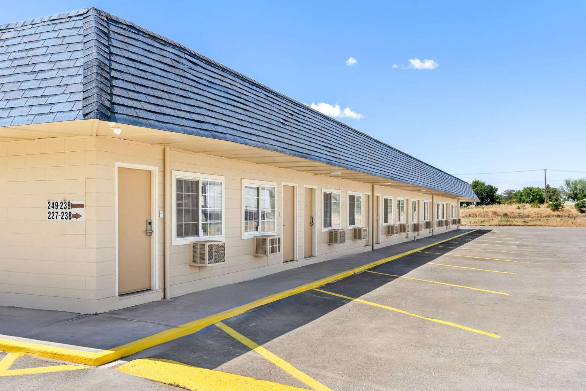 Rodeway Inn Hermiston - Umatilla Экстерьер фото
