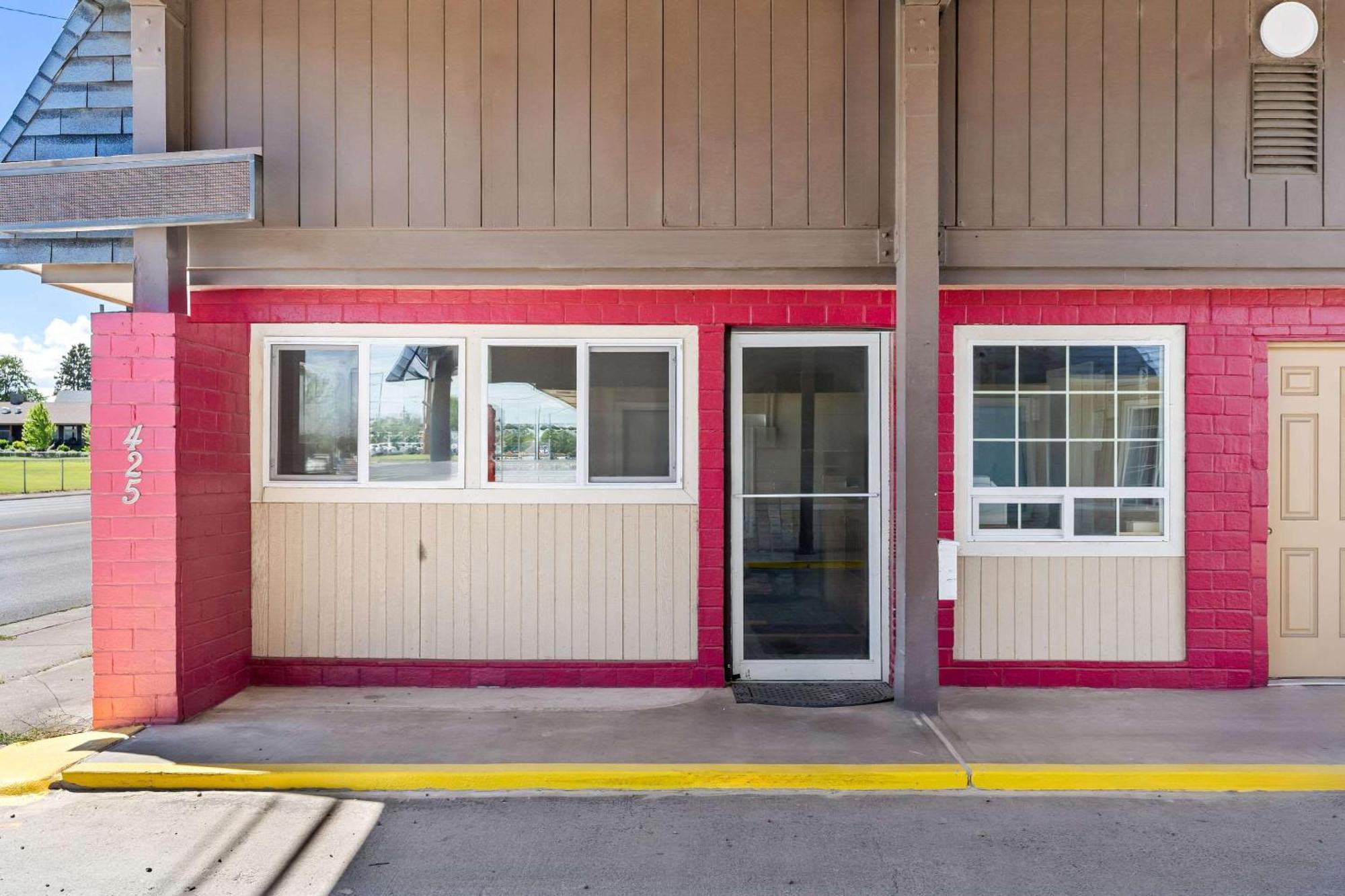 Rodeway Inn Hermiston - Umatilla Экстерьер фото