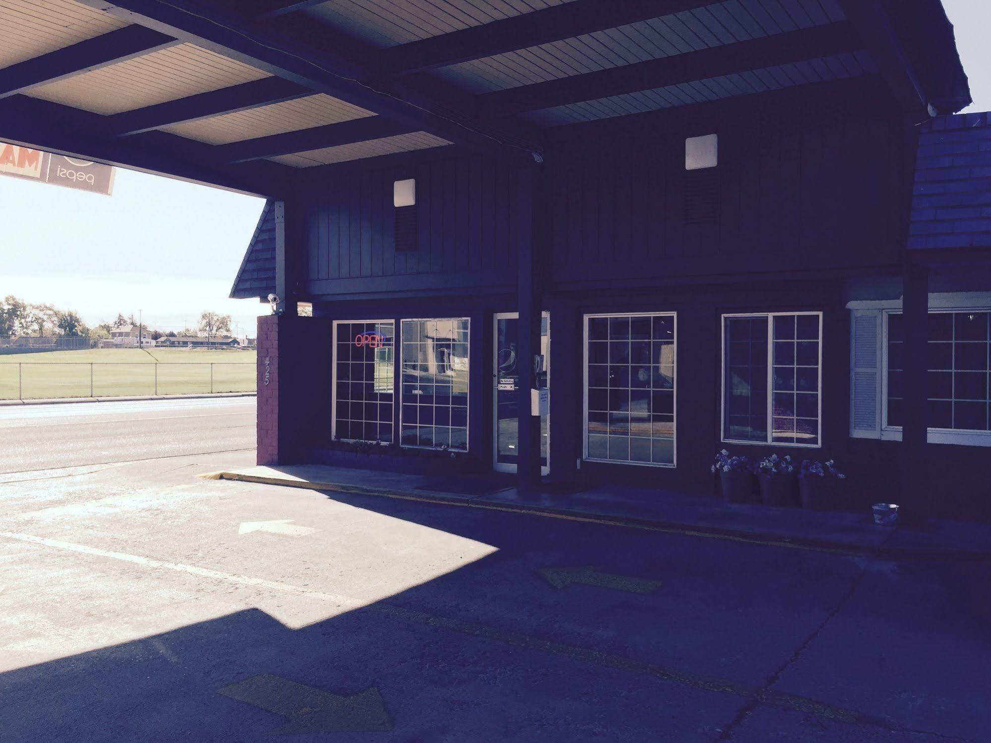 Rodeway Inn Hermiston - Umatilla Экстерьер фото
